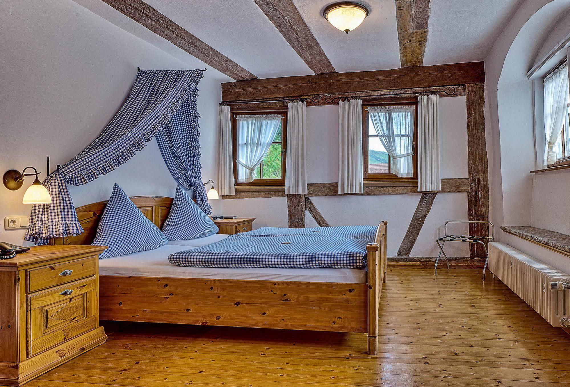 Landhaus Zum Falken Tauberzell Zewnętrze zdjęcie